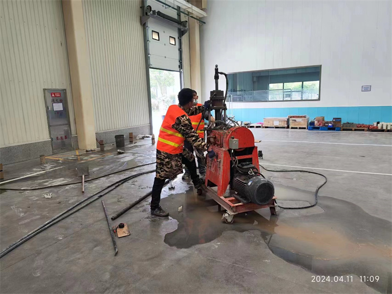 安达厂房地面下沉塌陷注浆加固施工